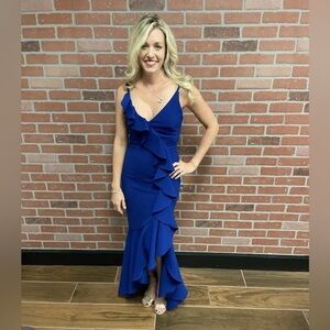 Marchesa Notte
Royal Blue Ruffle Gown size 4